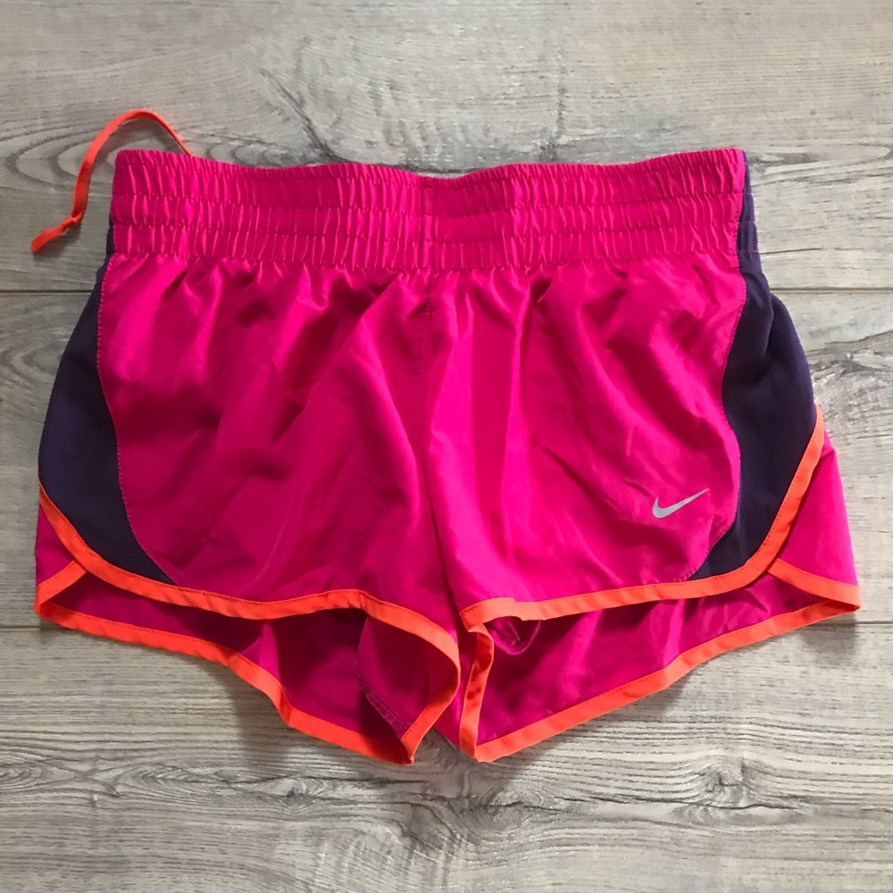 Nike Dri Fit Women’s Running Short Sz Small